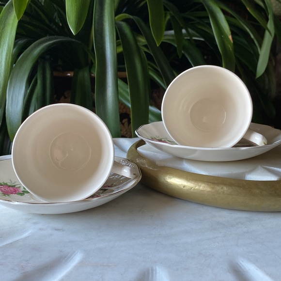 8 Piece Old Chelsea Johnson Bros Dish Setting for 2 - Vintage Pink Roses + Gold - Picture 11 of 12